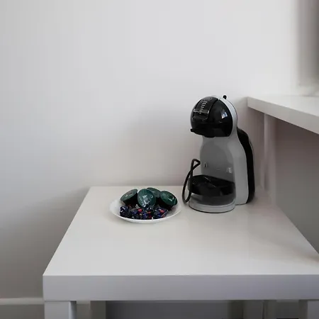 Mini Dzivoklis-atbilstosa Cena Appartamento *